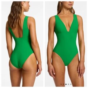 NWT Jets Australia Jetset Plunge One Piece Swimsuit Green Flora Size 6 Small